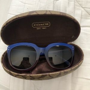 Coach sunglasses with case & cloth
